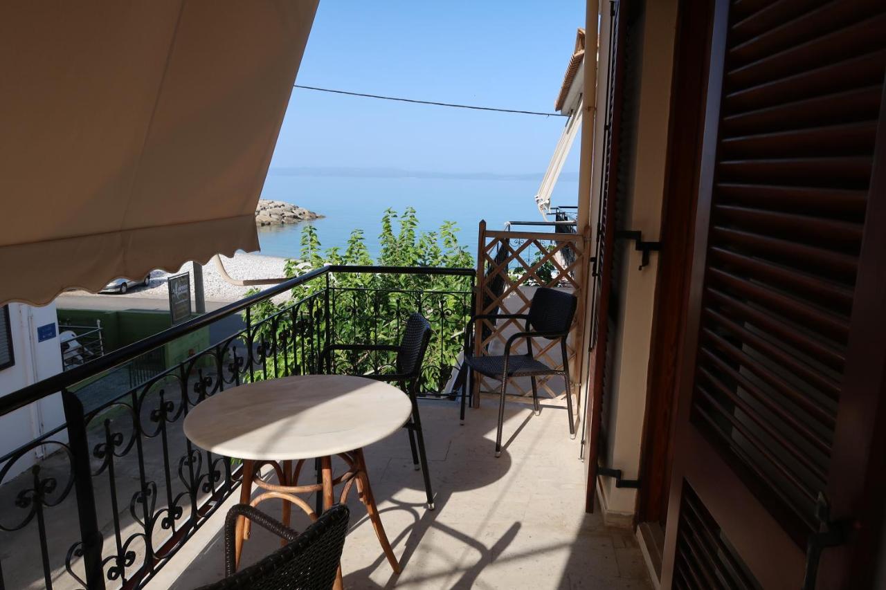 Akrogiali Beach Apartments Buitenkant foto