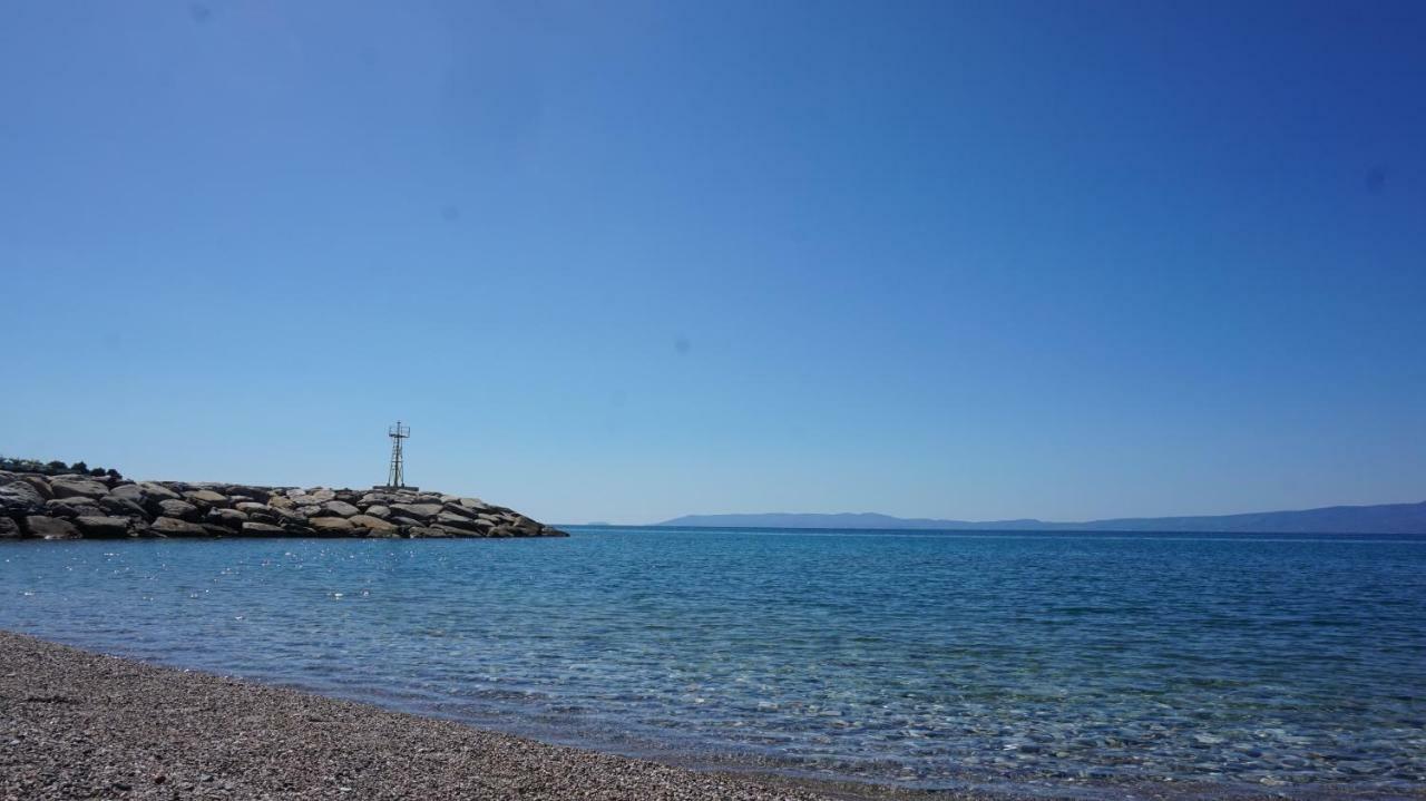 Akrogiali Beach Apartments Buitenkant foto
